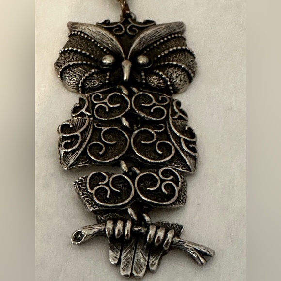 Vintage Mod Retro Articulated Owl Pendant Necklace Silvertone 1970s 24" Chain - Picture 5 of 10